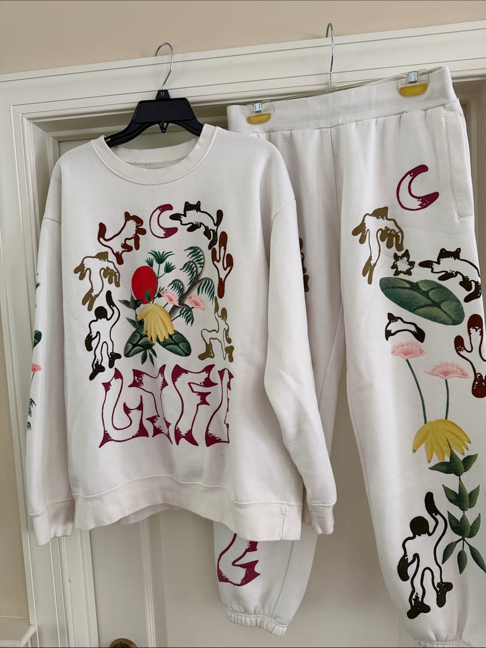 MARKET graphic sweat pants set